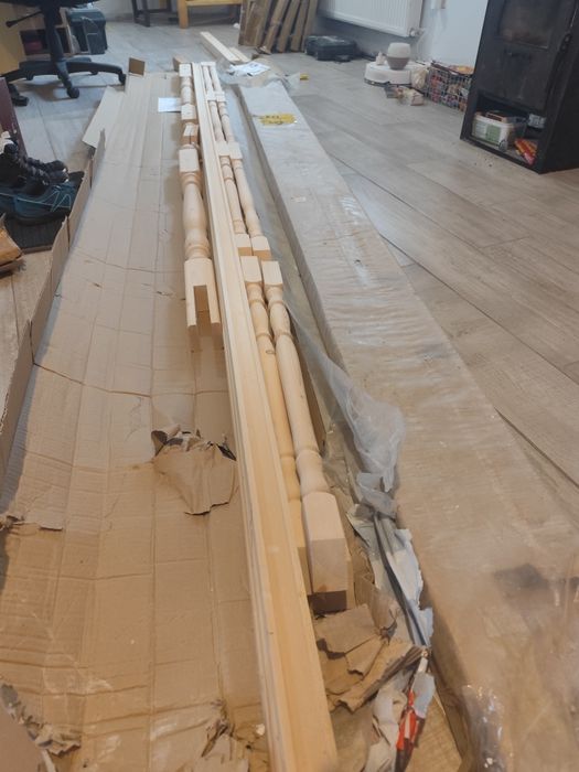 Kit complet de balustrada cu balustrii strunjiti pentru scara Alfa 
Do
