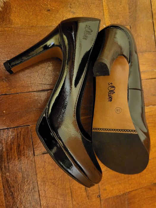 Елегантни дамски обувки на s'Oliver