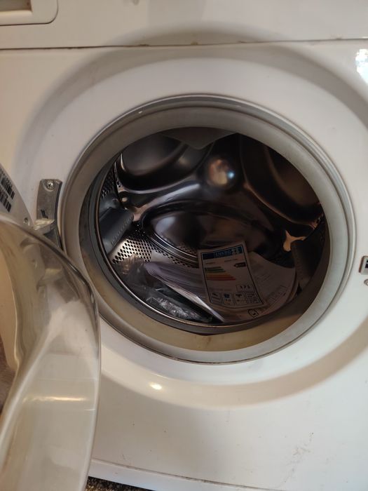 Пералня Whirlpool 6 sense за части.