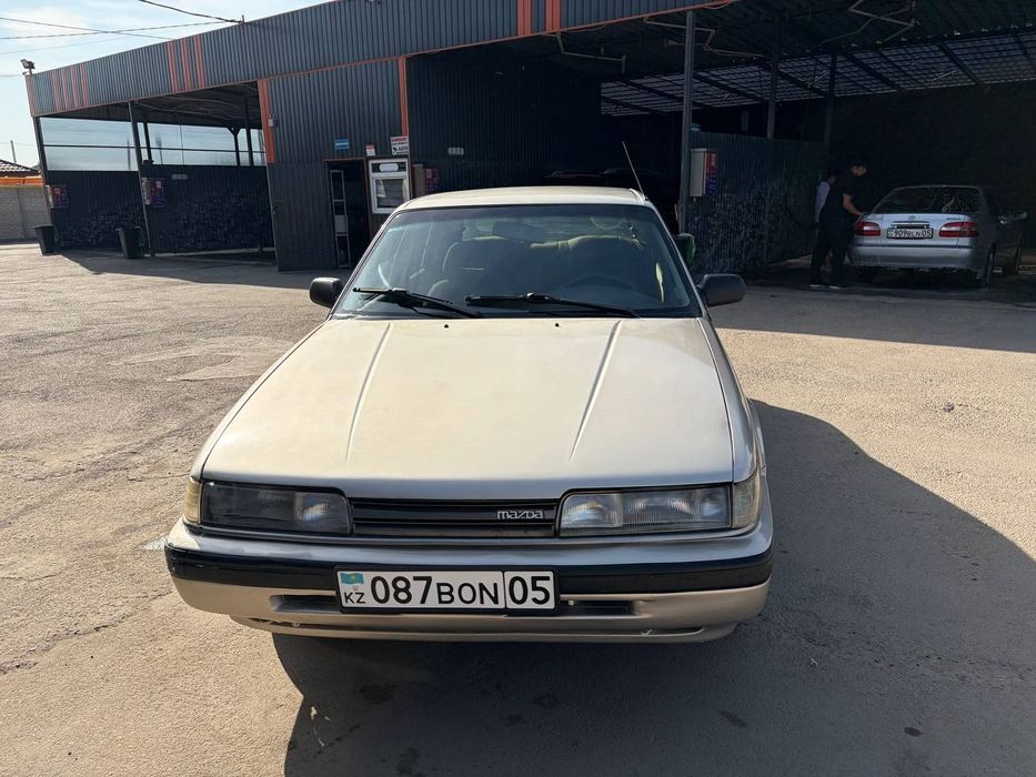 Mazda 626 2 литр