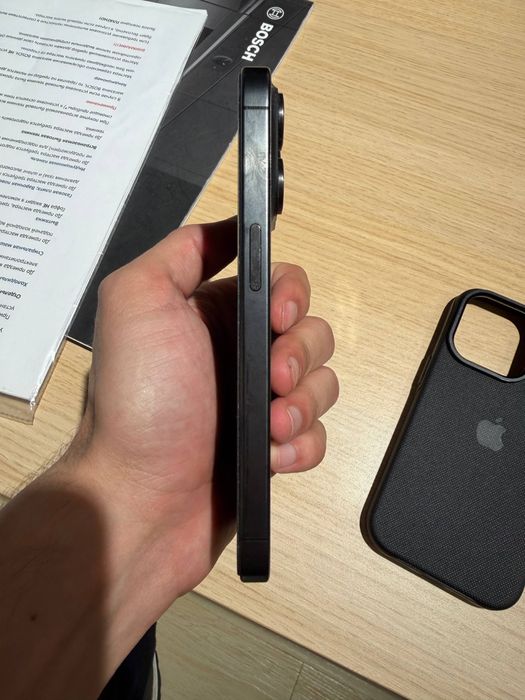 Iphone 15 pro Black