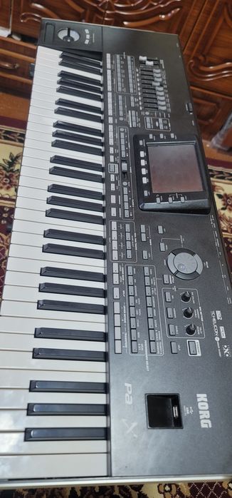 Korg Pa3X professional arranger
