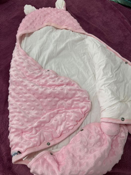 Порт - бебе удобно при изписване или излизане с бебе