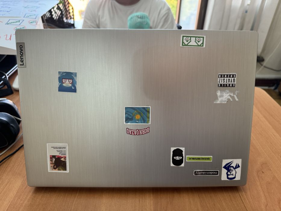 Ноутбук Lenovo