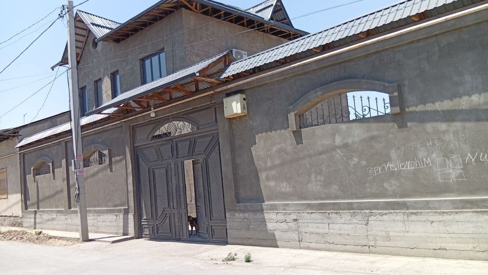 Участок дом Янги хаёт районе