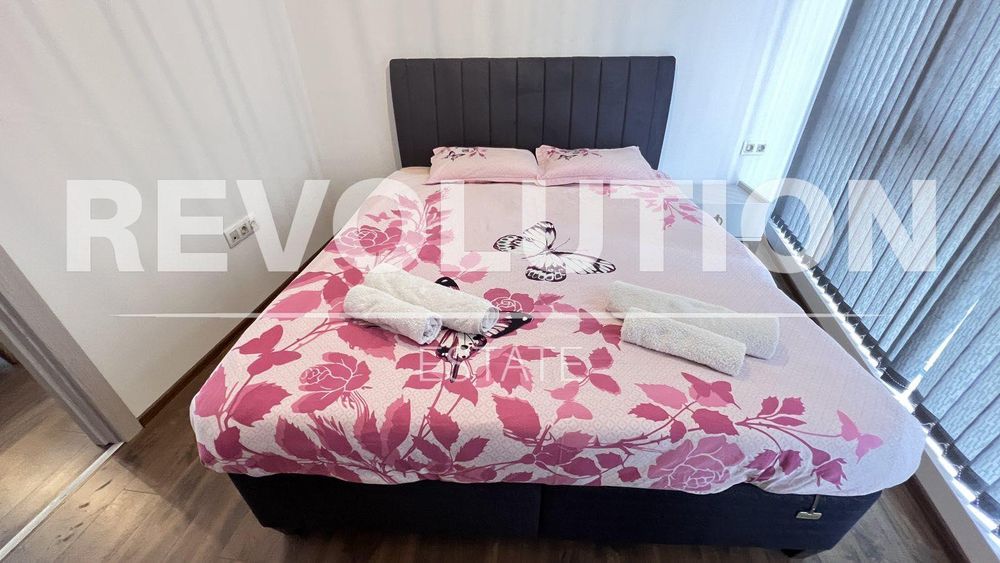 Дава се под наем Тристаен апартамент в Варна, Център - 70 кв.м за 800 € - Снимка #6