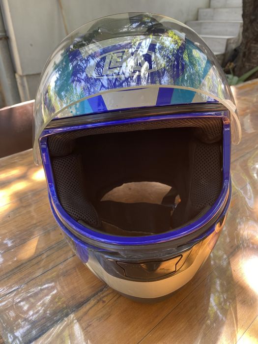 Каска за мотоциклет шлем