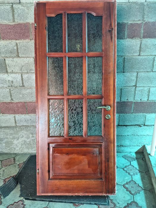 Продам двери межкомнатные