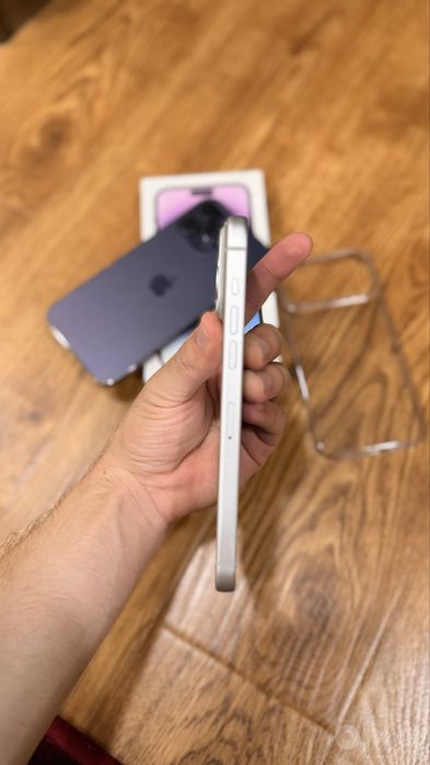 Iphone 14 pro max 17 pro max korpusida