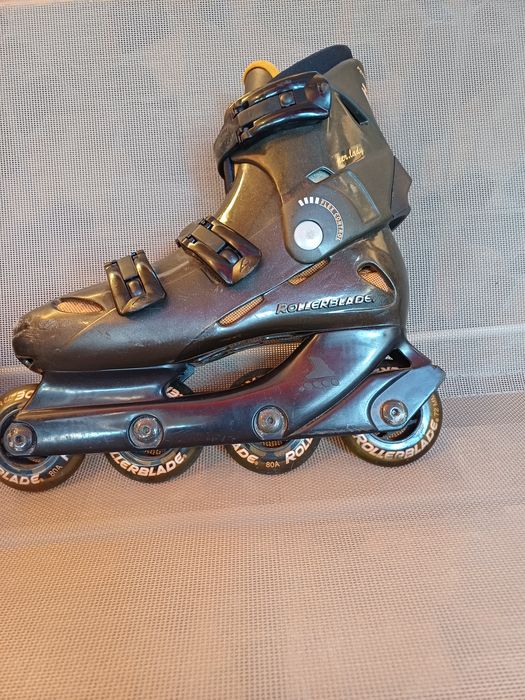 Vând role Rollerblade !