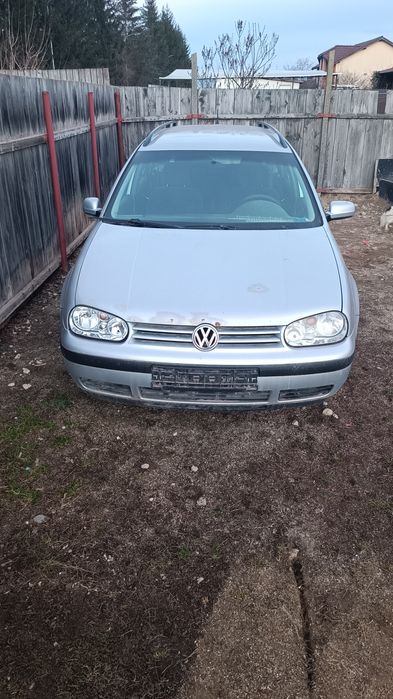 Volkswagen Golf 2003