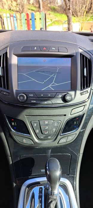 Опел Инсигния на части,може и цяла,