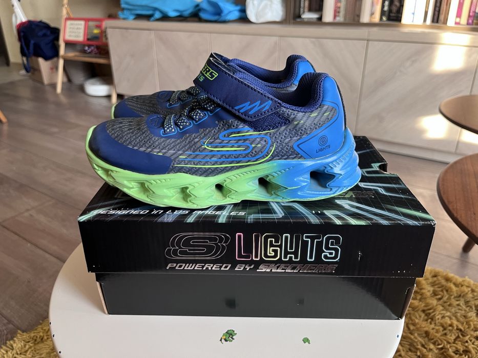 Маратонки Skechers Vortex с LED светлини