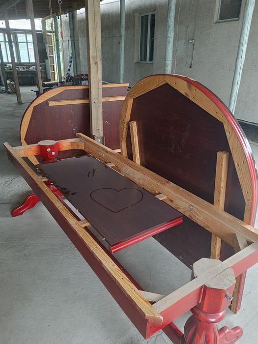 Стол гостинный ...