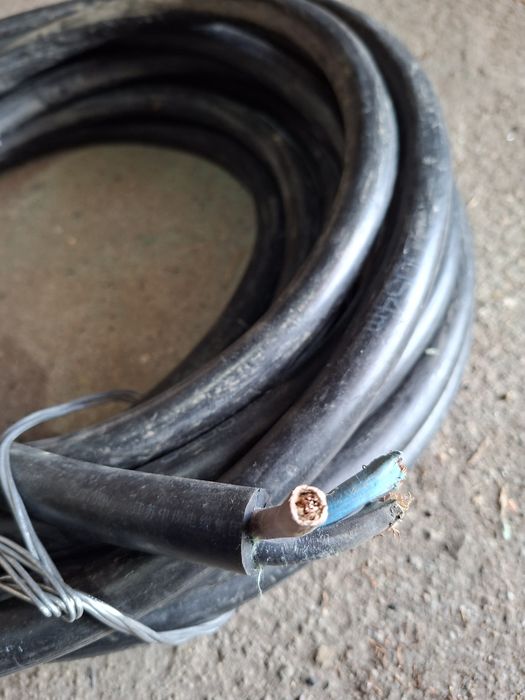 Кабель КГ 3*10 есть 14метра