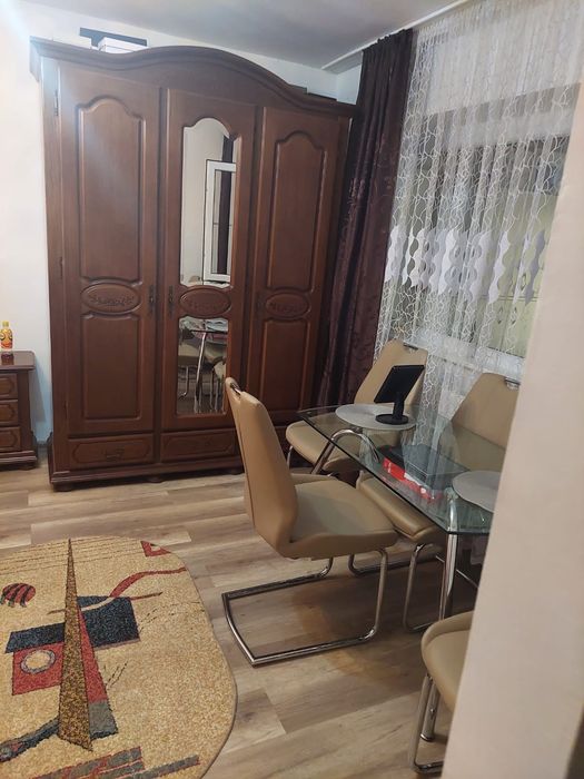 Inchiriez garsoniera strada Hipodrom. Pret 1200 roni