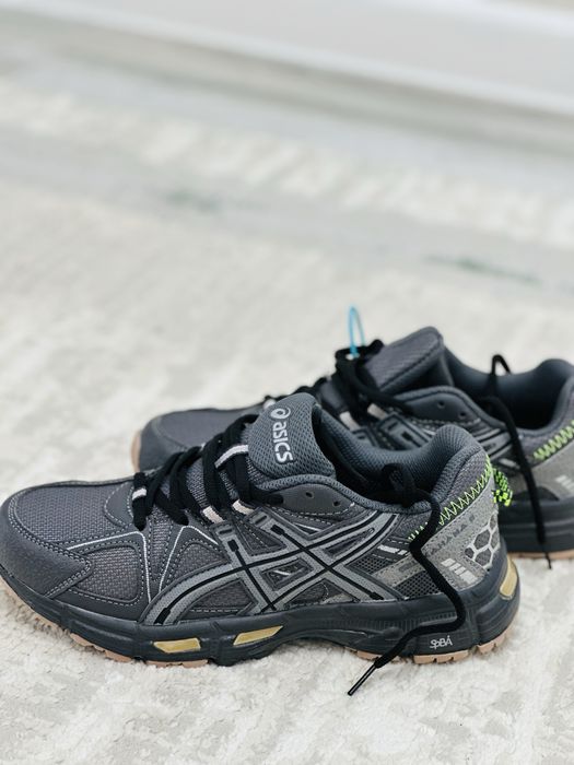 Asics кроссовки асикс