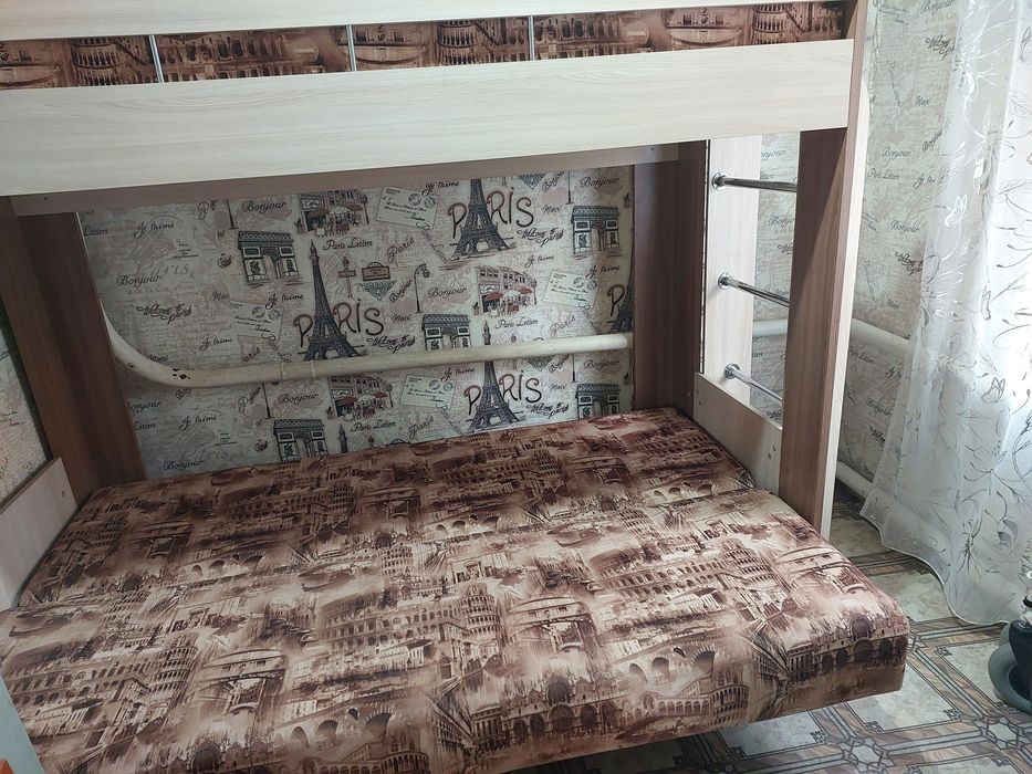 Двухъярусная кровать-диван