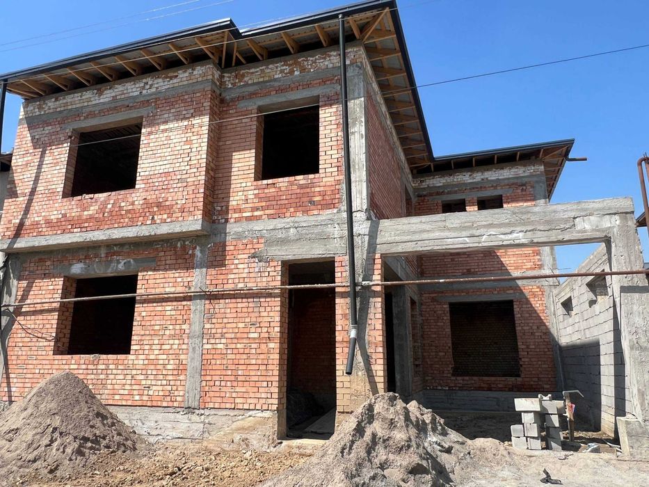 Коттедж сотилади янги коробка холатда