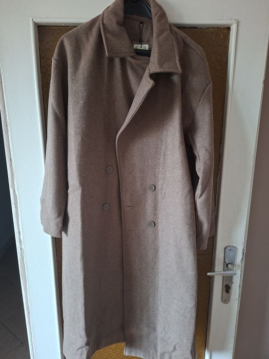 Чисто ново зимно палто