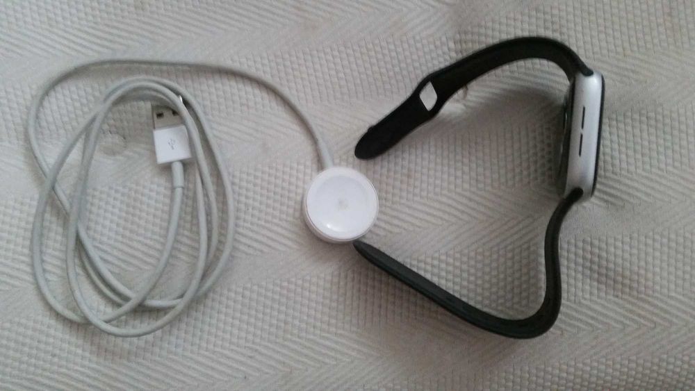 Apple Watch series 4 заключен, или за части