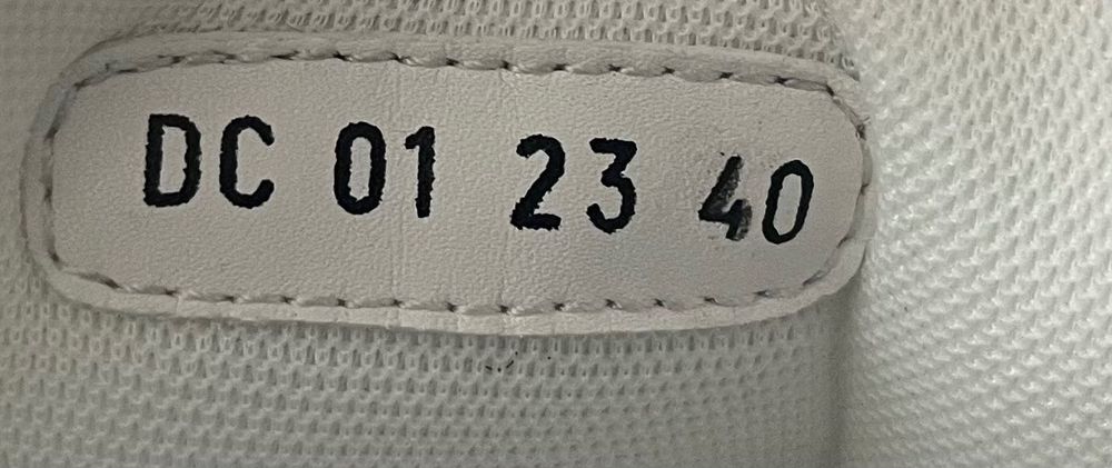 Dior B22 40 White