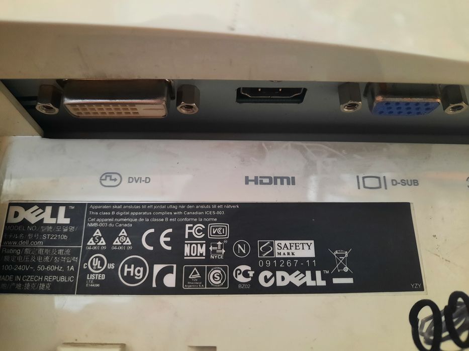 Продам мониторы dell 22 дюим 2 шт