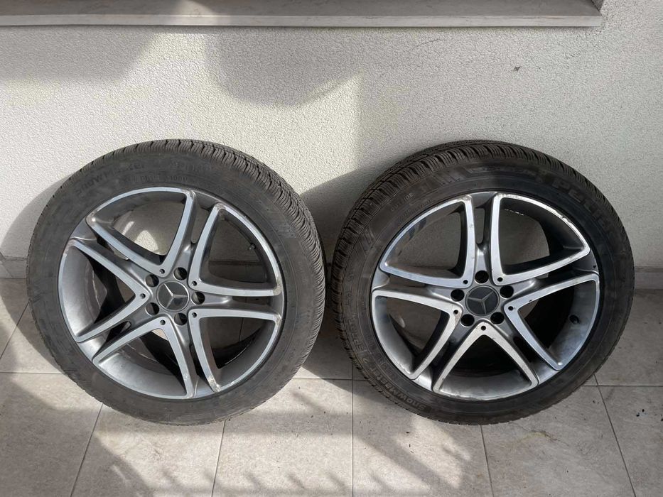 Оригинални джанти на мерцедес със зимни гуми 245/45R18