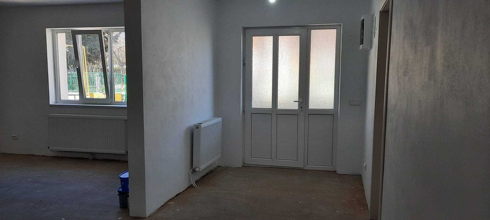 Casa de vanzare, central Tg.Ocna