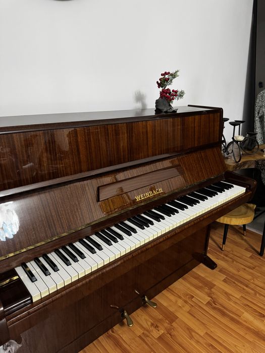 Пианино Weinbach