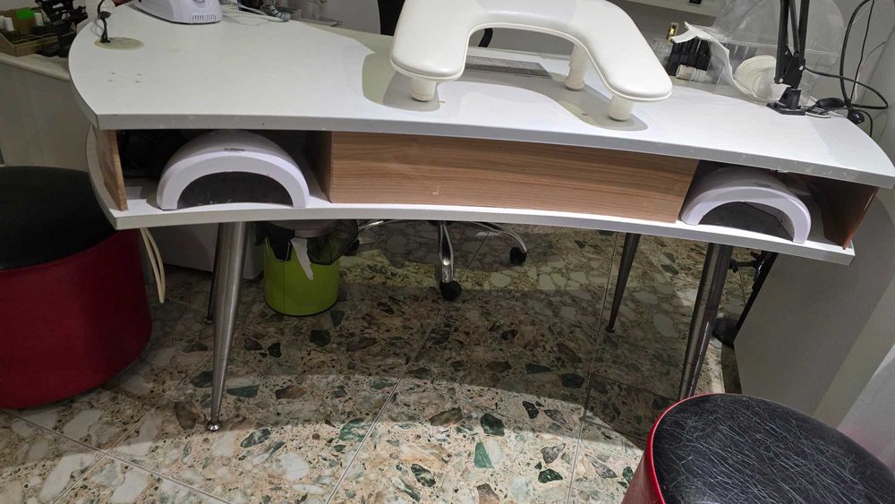 4 бр. Бюра използвани