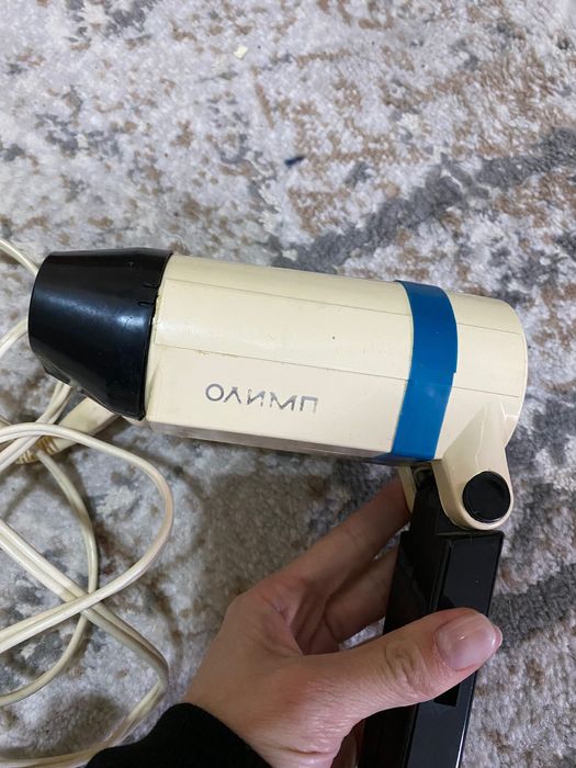 Продается фен для волос