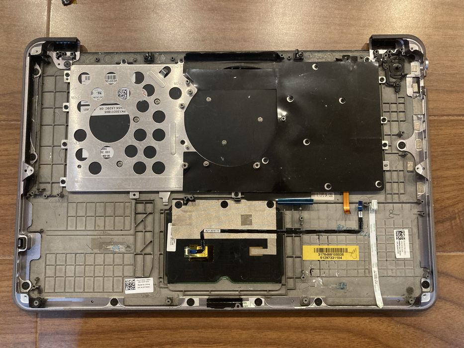 Матрица в сборе, клавиатура и верхняя панель от Dell XPS 15