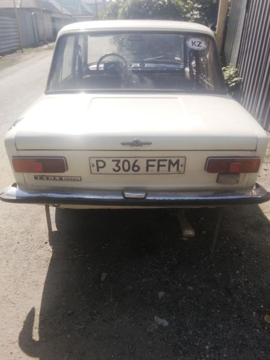 Продам ваз 21013