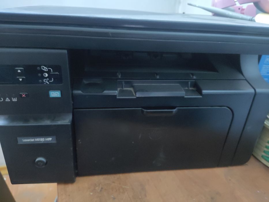 Продам принтер МФУ HP M1132 MFP б/у