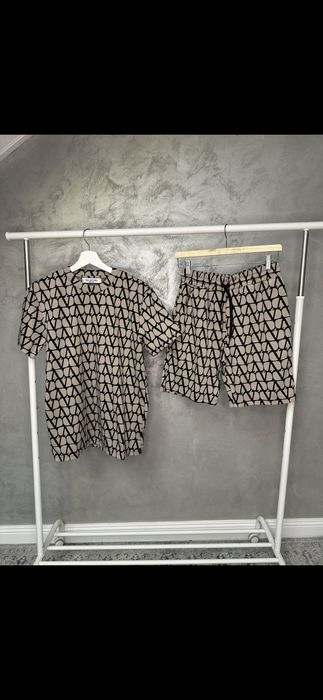 Tricouri barbati blugii premium diferite modele dsquared2 dsq