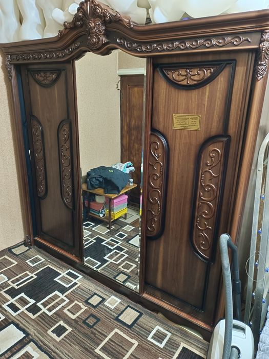 Спальный гарнитур