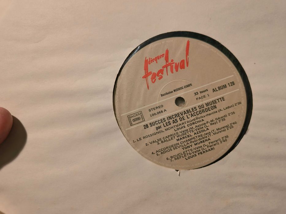 Muzica frantuzeasca  15+8 discuri vinil