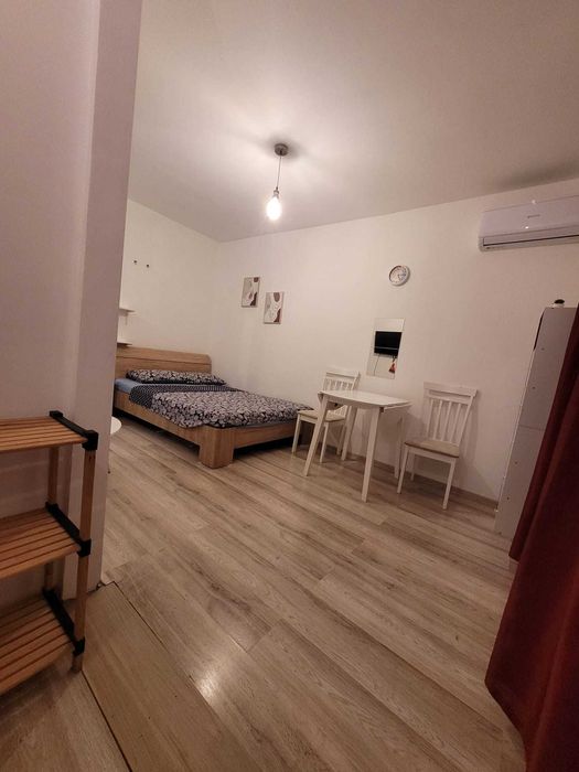 Proprietar,inchiriez garsoniera in zona Piata ALBA IULIA