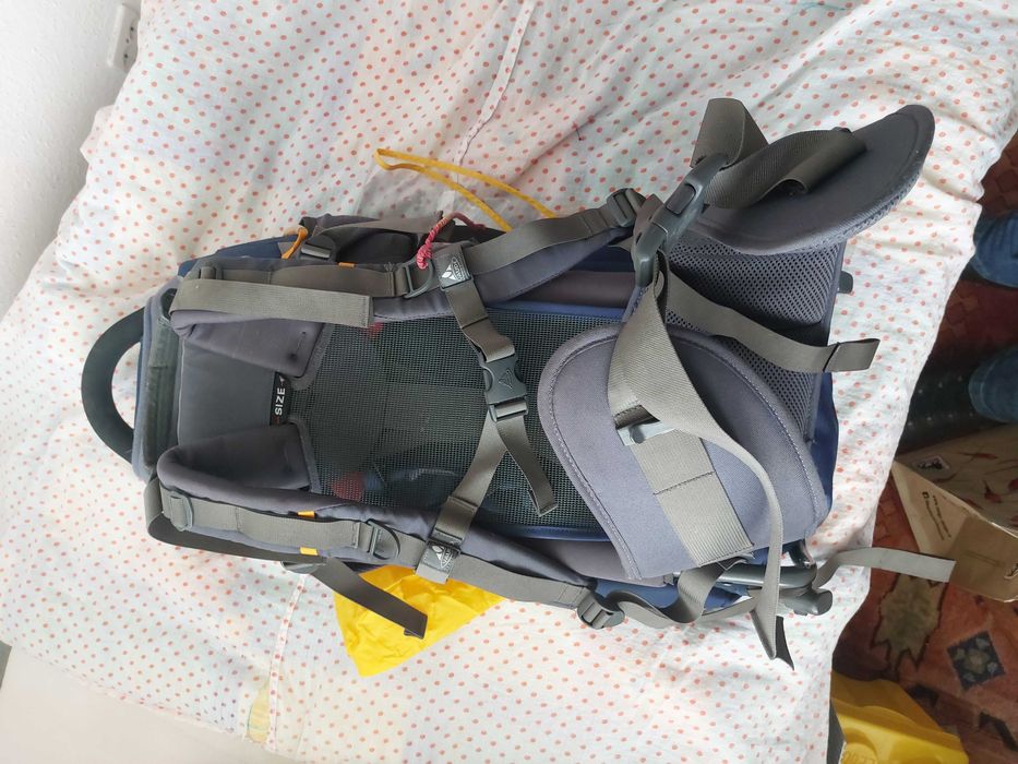 Rucsac port bebe Vaude cu spatiu de depozitare