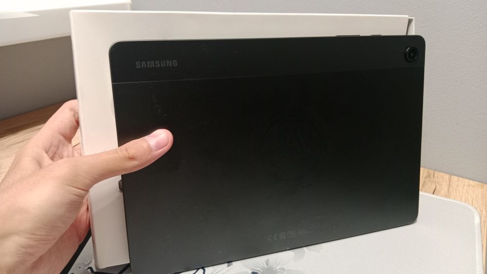 Samsung Tab a9+ 128гб планшет