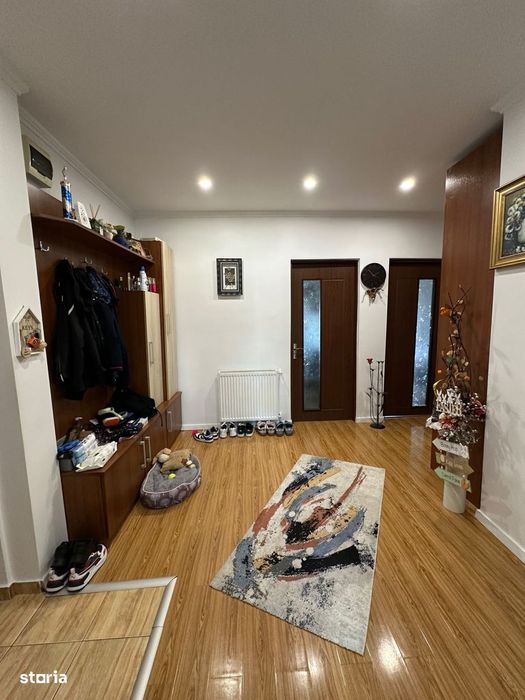 Apartament 3 camere, mobilat si utilat complet – 64 mp + balcon inch