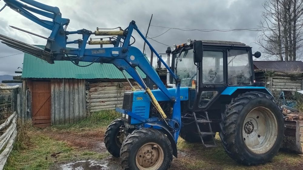 Тракр беларус 892