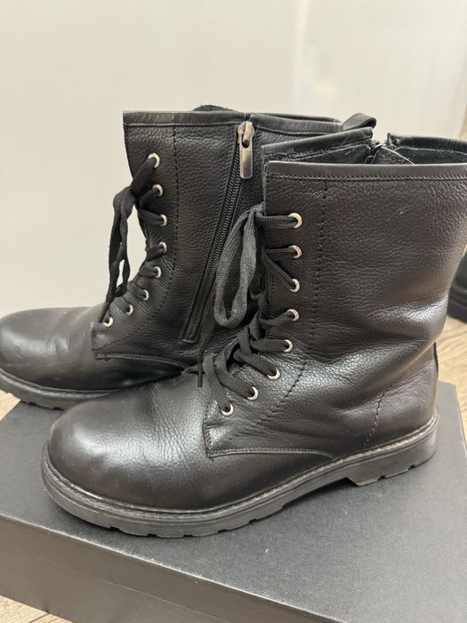 Продам зимние ботинки