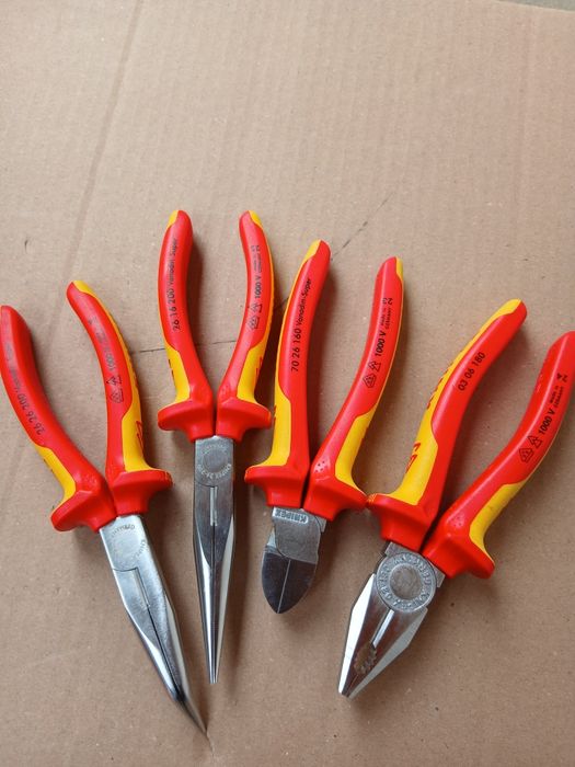 Set profesional  Knipex VDE  4  pcs
