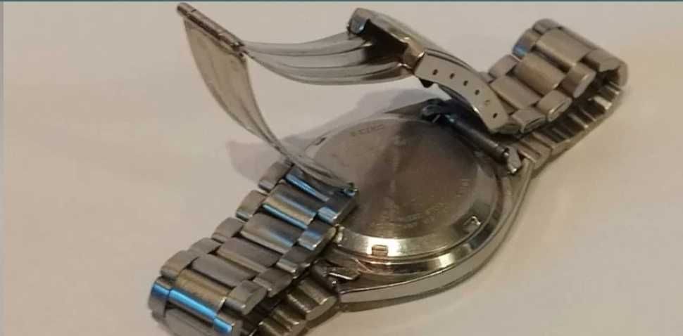 Seiko 5  automatic  SKXP17