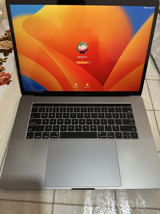 Macbook pro 2017 touchbar