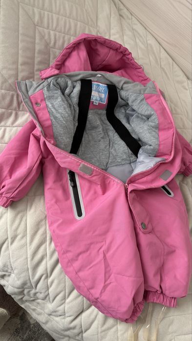 Продам комбинезон детский