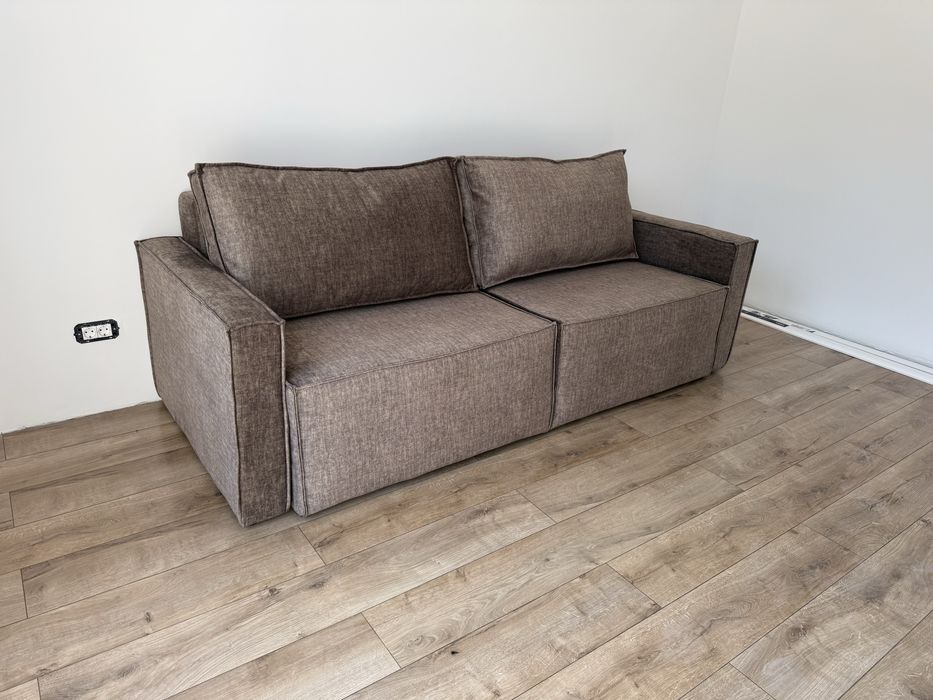 Canapea extensibila cu lada noua