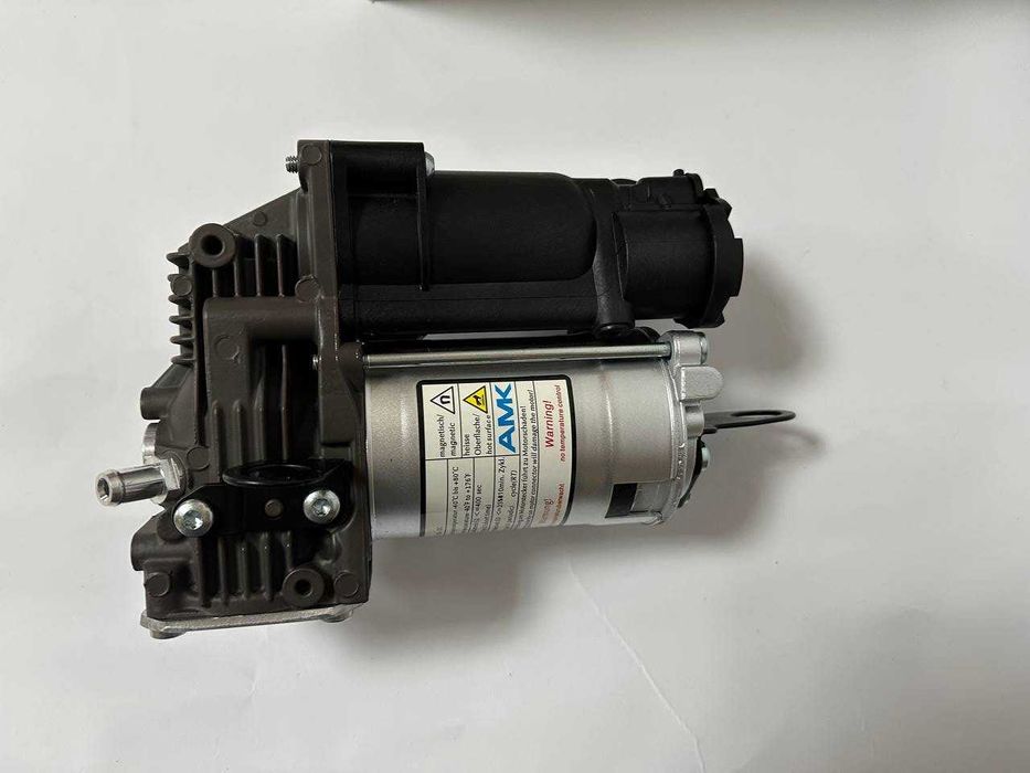 ОРИГИНАЛЕН нов компресор въздушно окачване MERCEDES W221 C216